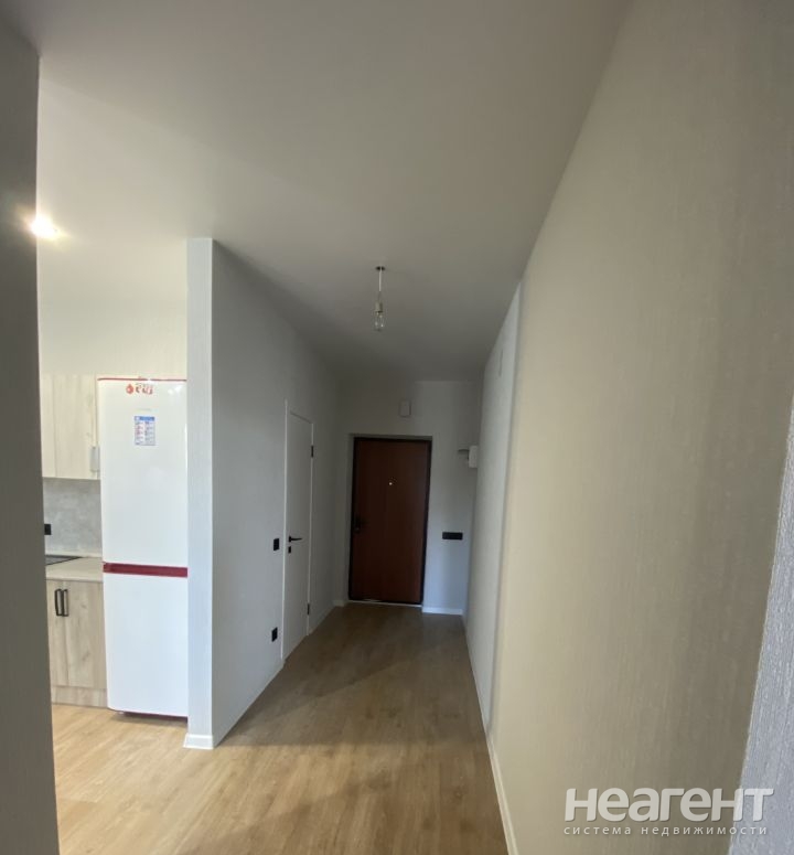 Сдается 1-комнатная квартира, 47 м²