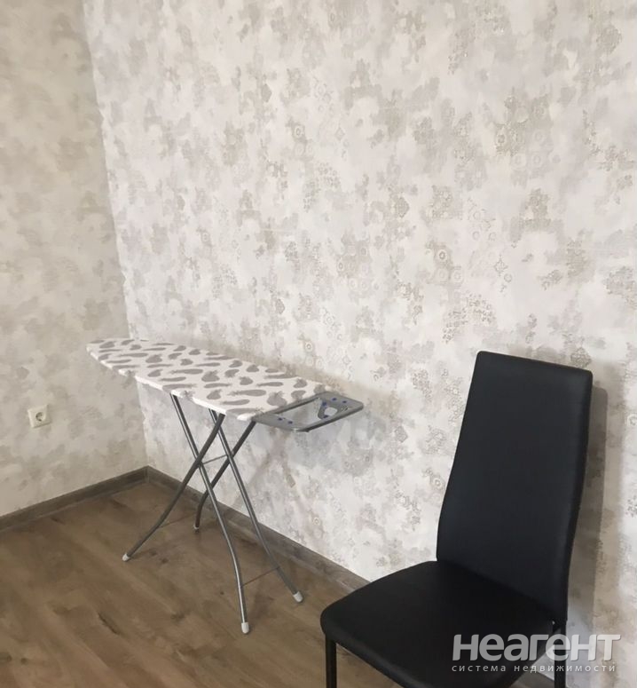 Сдается 2-х комнатная квартира, 70 м²