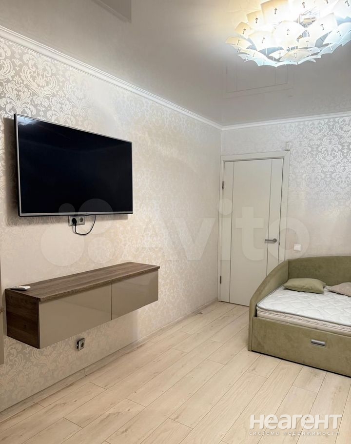 Сдается 2-х комнатная квартира, 60 м²