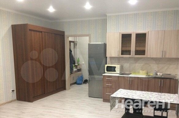 Сдается 1-комнатная квартира, 35 м²