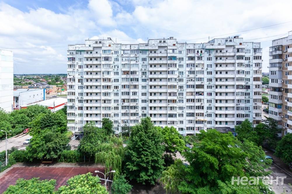 Продается 1-комнатная квартира, 40 м²