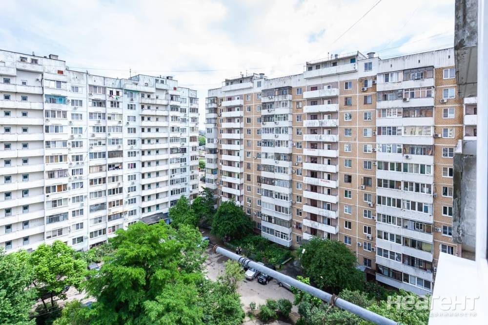 Продается 1-комнатная квартира, 40 м²