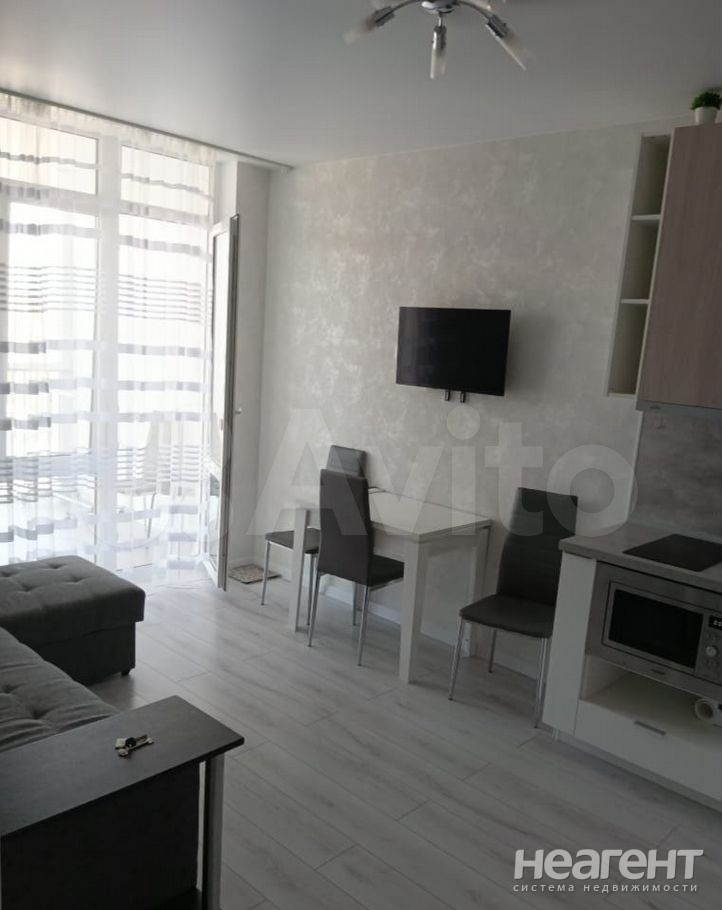 Сдается 1-комнатная квартира, 40 м²