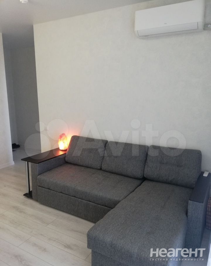 Сдается 1-комнатная квартира, 40 м²