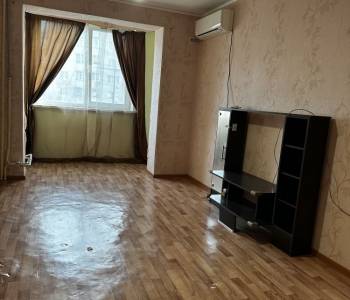 Продается 1-комнатная квартира, 40 м²