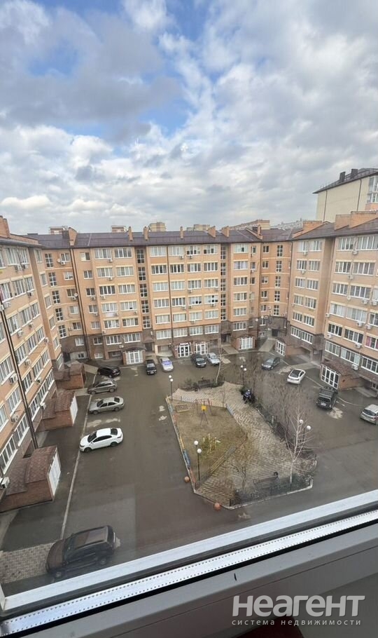 Продается 1-комнатная квартира, 32,7 м²