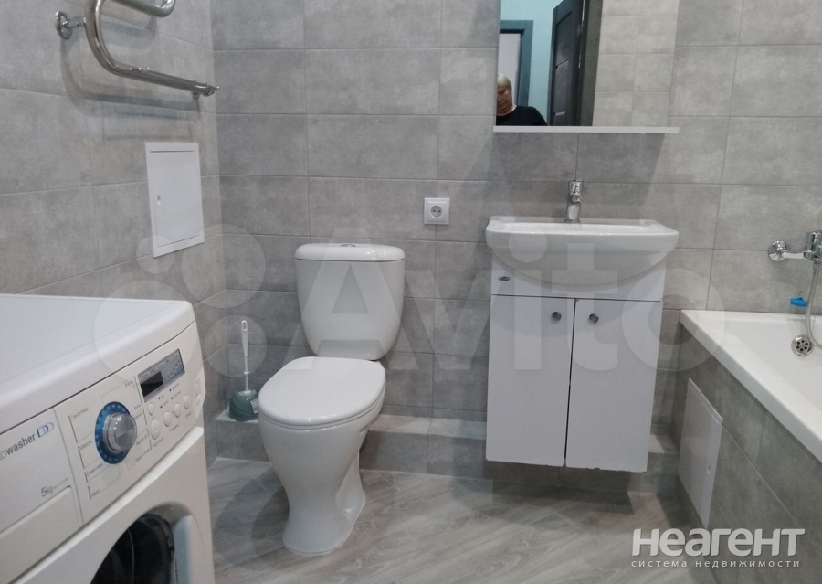 Сдается 1-комнатная квартира, 40 м²