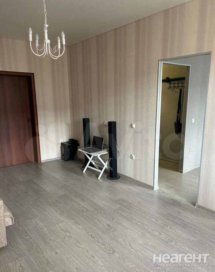 Продается 1-комнатная квартира, 39,1 м²