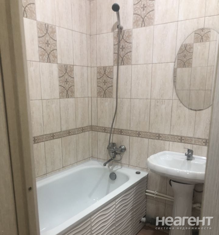 Сдается 1-комнатная квартира, 35 м²