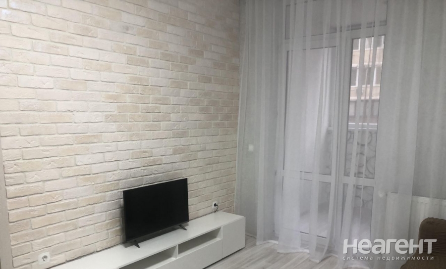 Сдается 1-комнатная квартира, 35 м²