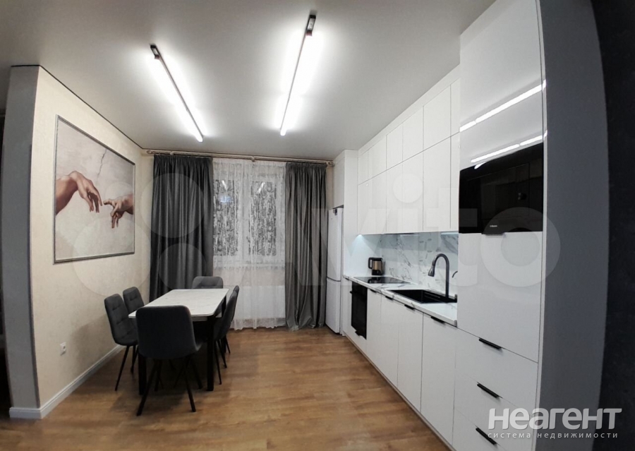 Сдается Многокомнатная квартира, 80 м²