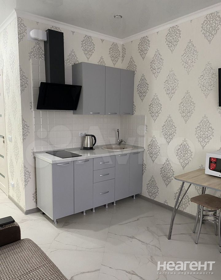 Сдается 1-комнатная квартира, 18,4 м²