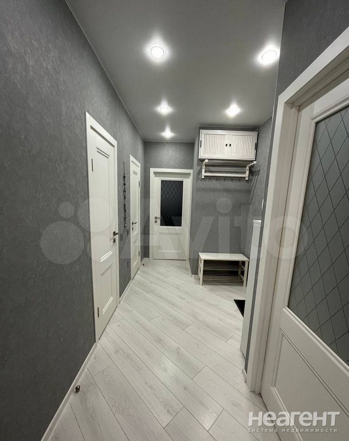 Продается 2-х комнатная квартира, 61,2 м²