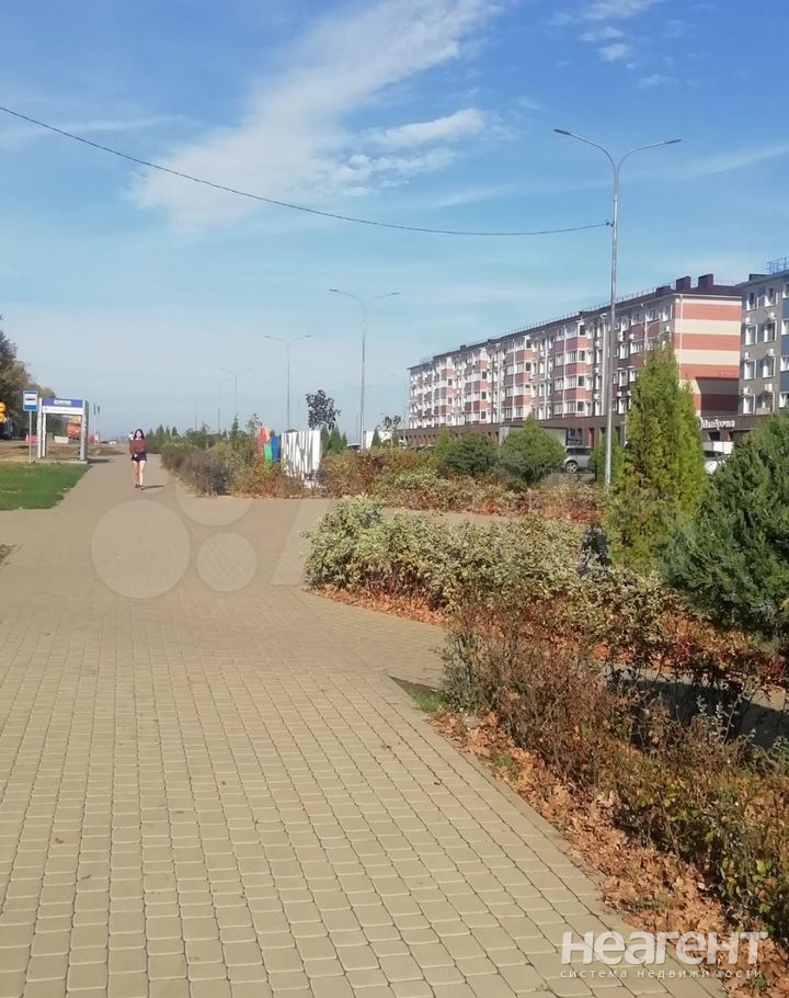 Продается 1-комнатная квартира, 38 м²