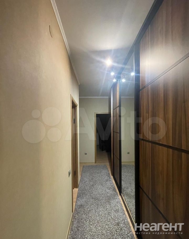 Продается 2-х комнатная квартира, 63 м²