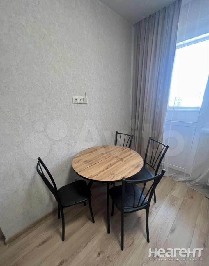 Продается 1-комнатная квартира, 32,5 м²