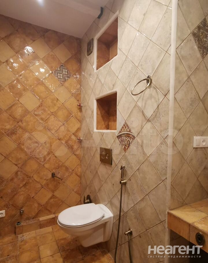 Продается 3-х комнатная квартира, 100 м²