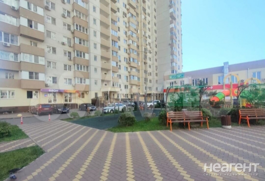 Продается 1-комнатная квартира, 41,4 м²