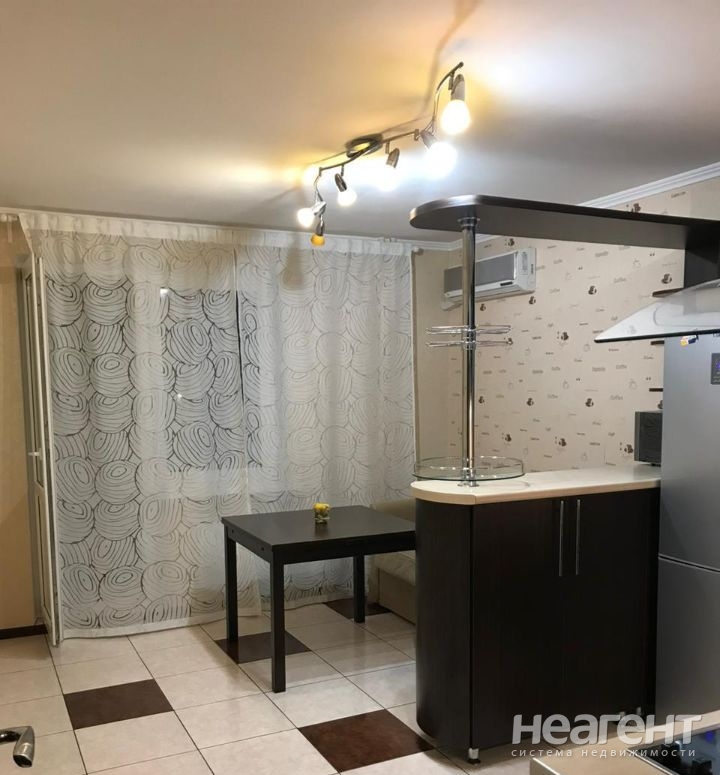 Сдается 2-х комнатная квартира, 69 м²