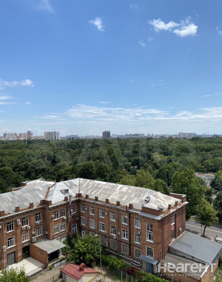 Продается Многокомнатная квартира, 126,9 м²