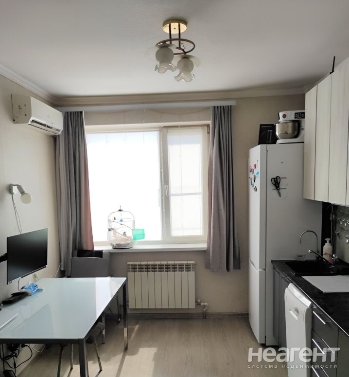 Продается 1-комнатная квартира, 36,5 м²