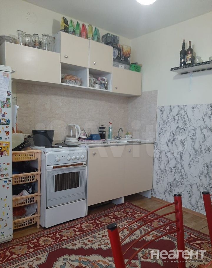 Сдается 1-комнатная квартира, 35 м²