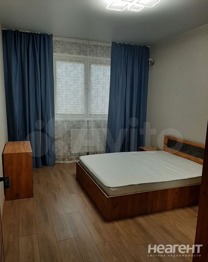 Сдается 2-х комнатная квартира, 66 м²