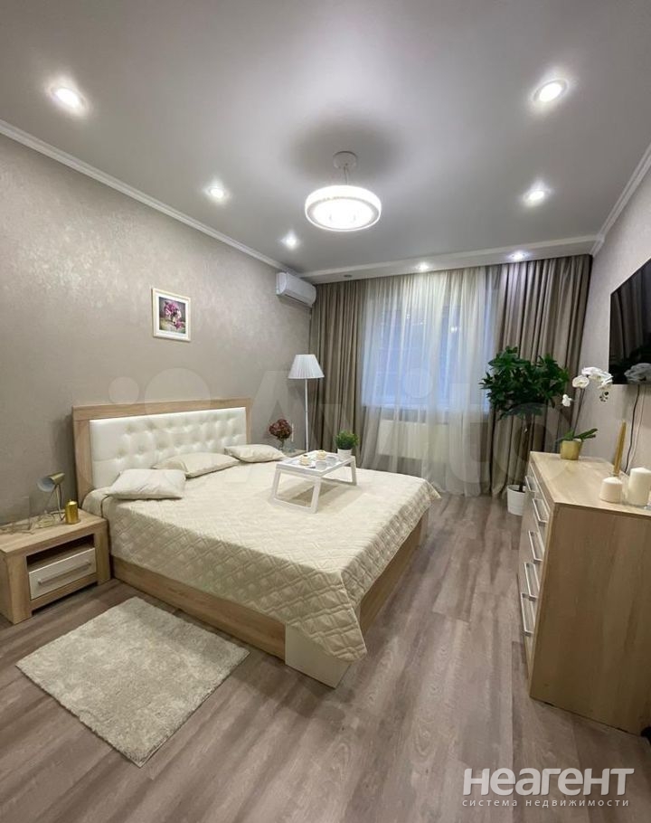 Продается 2-х комнатная квартира, 75 м²