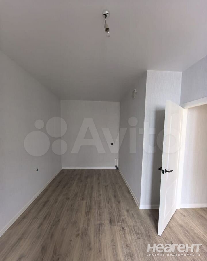 Продается 1-комнатная квартира, 36,2 м²