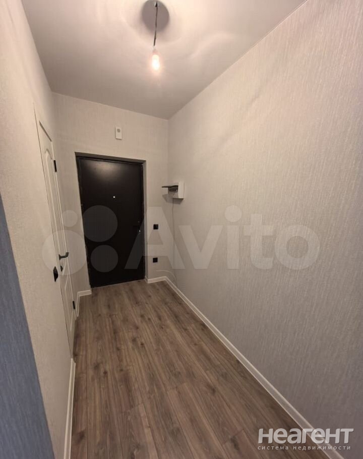 Продается 1-комнатная квартира, 36,2 м²