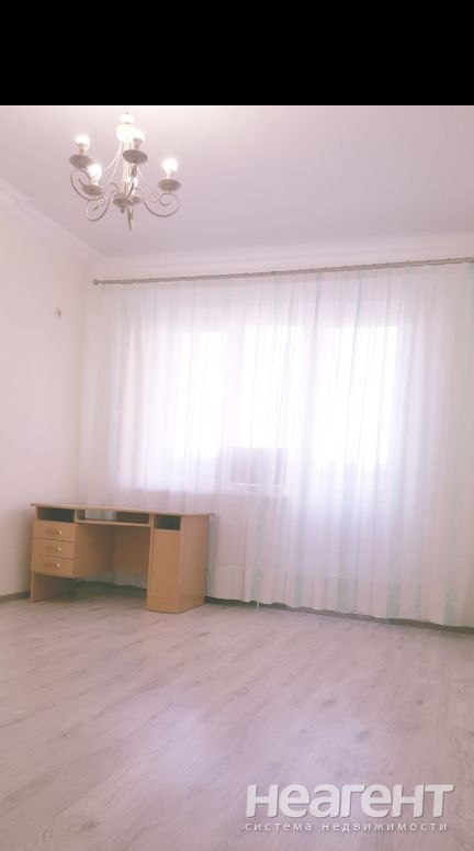 Сдается 2-х комнатная квартира, 70 м²