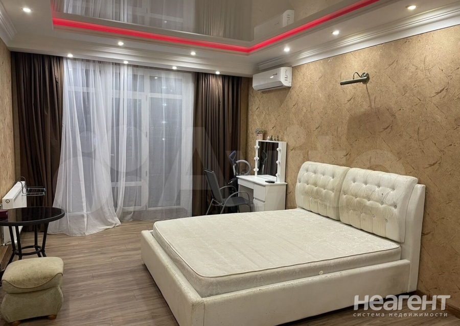 Продается 1-комнатная квартира, 44 м²