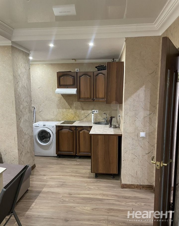 Продается 1-комнатная квартира, 44 м²