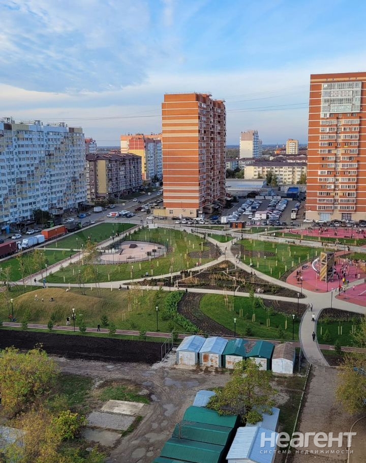 Продается 1-комнатная квартира, 35 м²