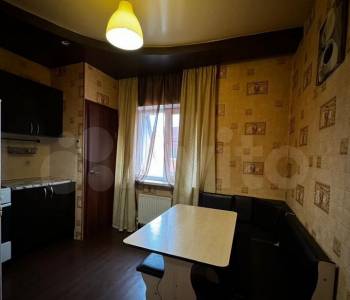 Продается 1-комнатная квартира, 45,1 м²