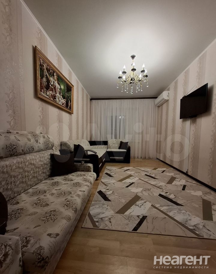 Сдается 1-комнатная квартира, 40 м²