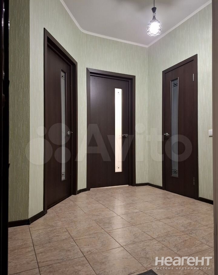 Сдается 1-комнатная квартира, 40 м²