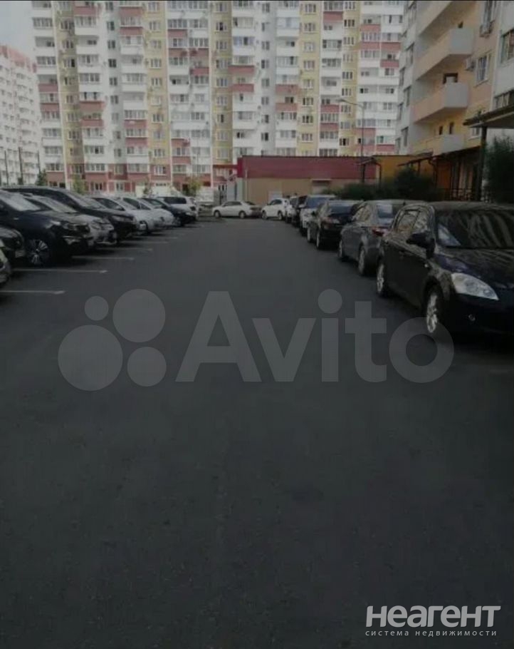 Продается 1-комнатная квартира, 38 м²