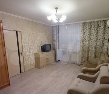 Сдается 1-комнатная квартира, 45 м²