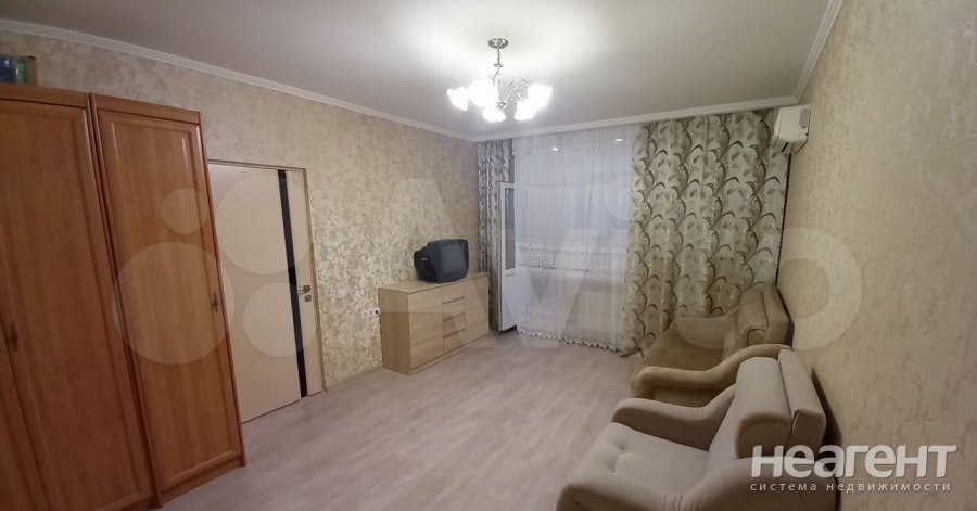 Сдается 1-комнатная квартира, 45 м²