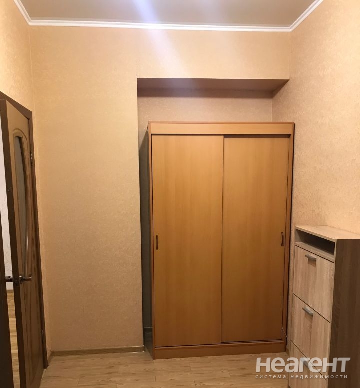 Сдается 1-комнатная квартира, 45 м²