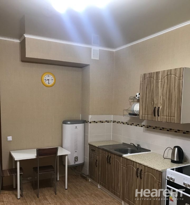 Сдается 1-комнатная квартира, 45 м²