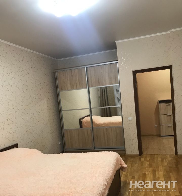 Сдается 1-комнатная квартира, 45 м²