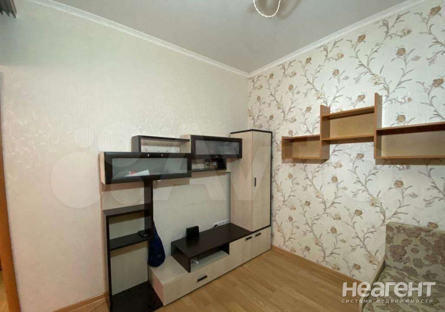 Продается 1-комнатная квартира, 40 м²