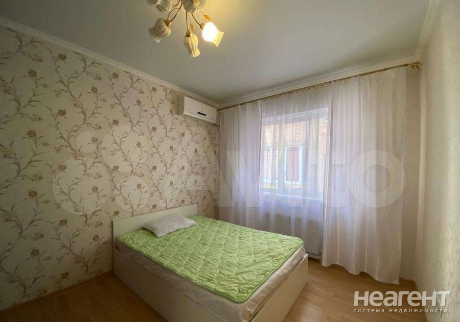 Продается 1-комнатная квартира, 40 м²