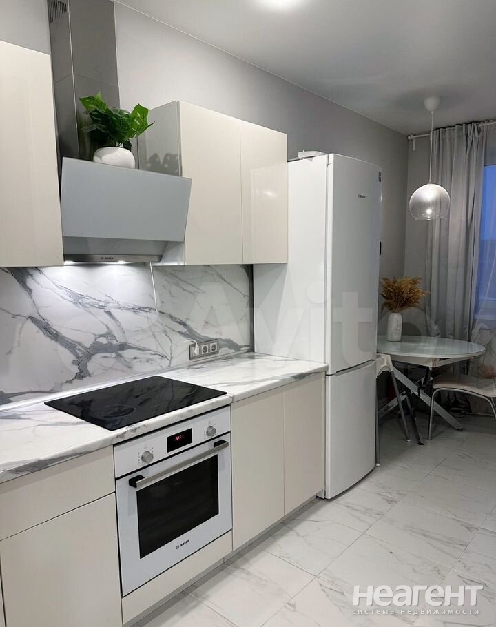 Продается 1-комнатная квартира, 33,8 м²