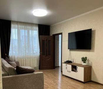 Сдается Многокомнатная квартира, 63 м²