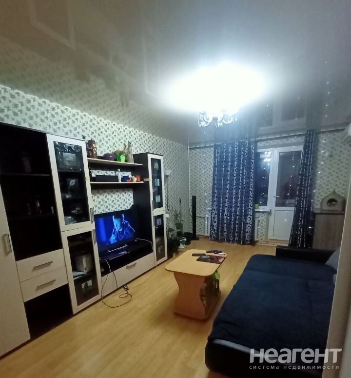 Продается Многокомнатная квартира, 75 м²