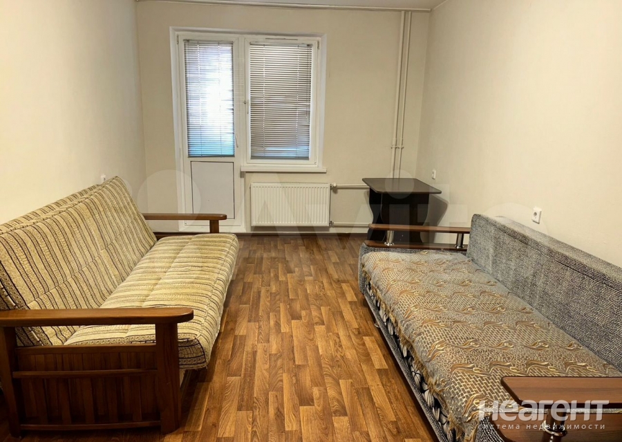 Сдается Многокомнатная квартира, 80 м²