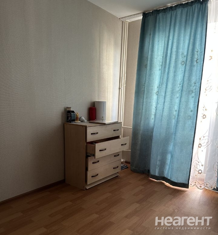 Сдается 2-х комнатная квартира, 64 м²